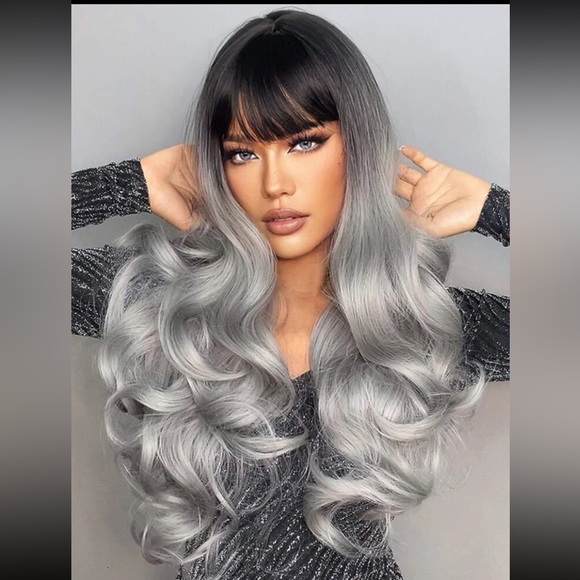 Long W/ Bangs Ombré Wig 💇‍♀️ - Picture 2 of 4